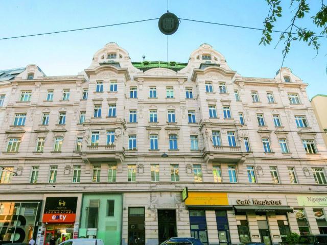 TABORSTRASSE | ALTBAUWOHNUNG MIT 4 ZIMMER, SEPARATER WOHNKÜCHE UND BALKON | UNBEFRISTETE VERMIETUNG