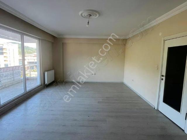 Tacal Gayrimenkul Aksu Hastane Karşısı 3+1 Kiralık Daire