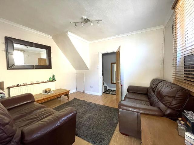 Tachbrook Road, Uxbridge UB8, 4 bed semi detached house to rent, £2,000 pcm | PrimeLocation