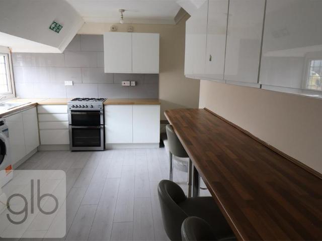 Tachbrook Road, Leamington Spa 6 bed private hall to rent £3,500 pcm £808 pw