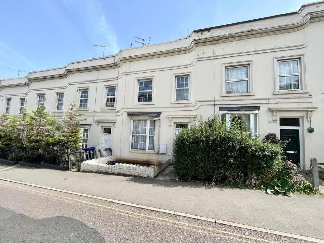 Tachbrook Road, Leamington Spa, CV31 1 bed in a house share to rent £625 pcm £144 pw