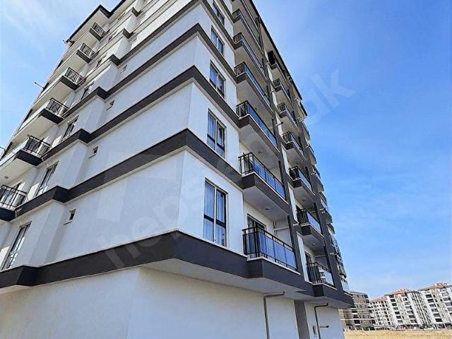 TACİN'DE SATILIK 1+1 EŞYALI LÜKS DAİRE