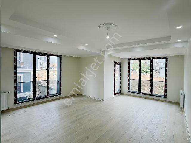Tahtakale Kiralık 2+1 Ara Kat