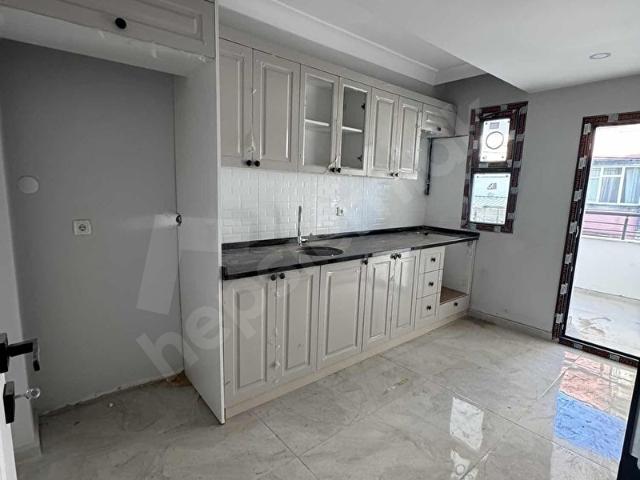 TAHTAKALE'DE ÖN CEPHE 2+1 SIFIR LÜKS FIRSAT DAİRE