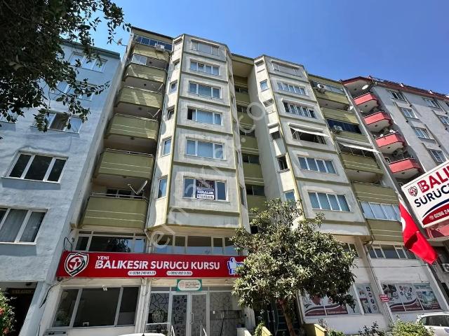 Taha Ergin Gayrimenkulden Merkezi Yer Geniş 3+1 Arakat Asansörlü