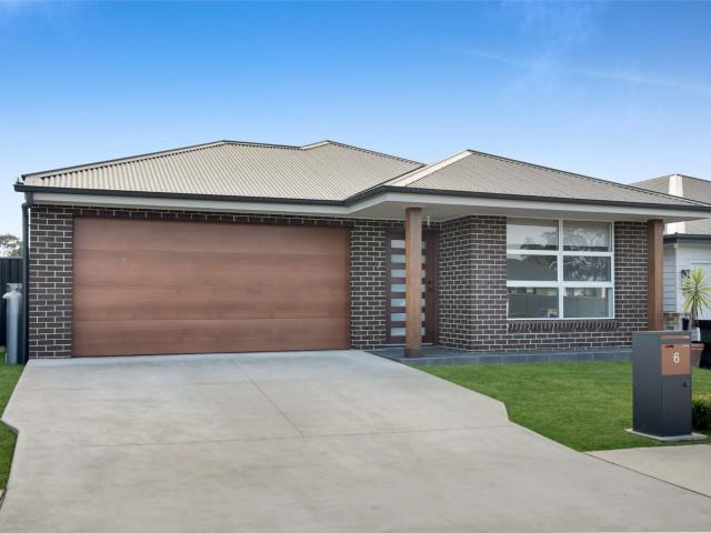 Tahmoor, 6 Rosedale Street