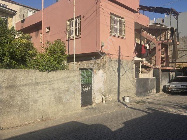 Tahsilli Mah. 2 Katlı Müstakil Ev. Kozan Yoluna Yakın