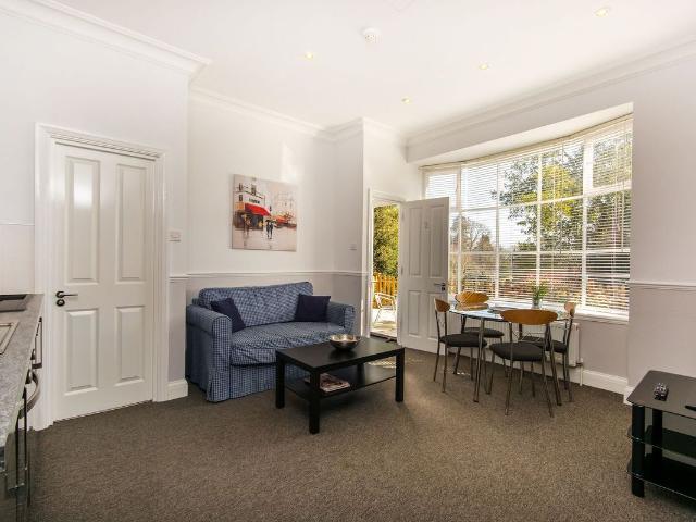 Tait Lodge, Croydon CR0, 2 bed terraced house to rent, £2,500 pcm | PrimeLocation