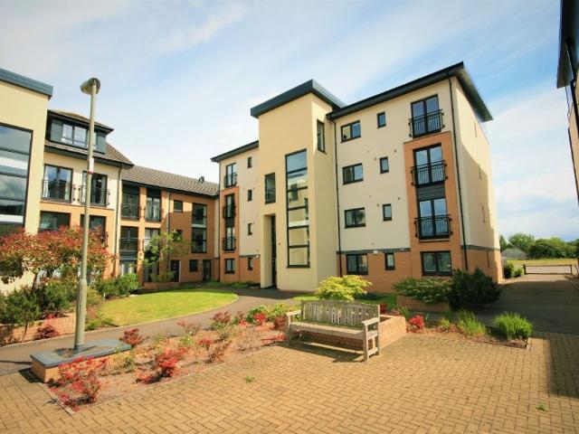 Tait Wynd, Brunstane, Edinburgh EH15, 2 bed flat to rent, £1,450 pcm | PrimeLocation