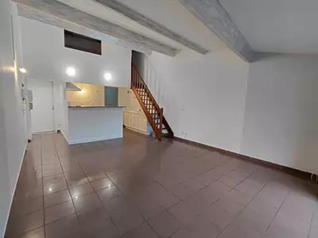 Tain l'Hermitage 26600 Achat / Vente appartement 2 pièces t2 au dernier étage