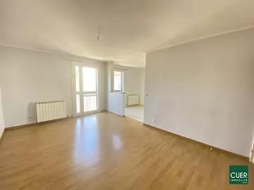 Tain l'Hermitage 26600 Location appartement 3 pièces t3 au dernier étage