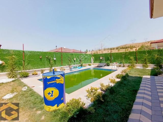 Takasa Uygun 2+1 Müstakil Satılık Ev