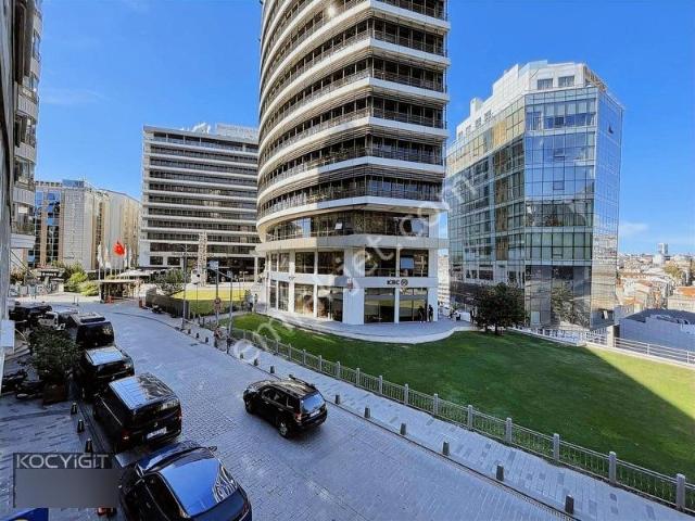 Taksim Talimhane'de Satılık Tabela Değeri Yüksek 1+1 85 M2 Daire