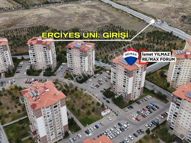 Talas Yenidoğan Erciyes Üniversitesi Toki Küme Evlerde Satılık 3+1 Daire