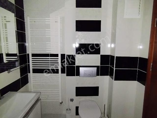 Talas Bahçelievler Asmalı Konak Sitesi'nde Kiralık 4+1 Daire