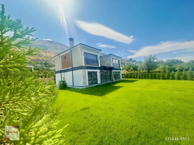Talas Harman Mahallesi'nde Satılık Sıfır Villa