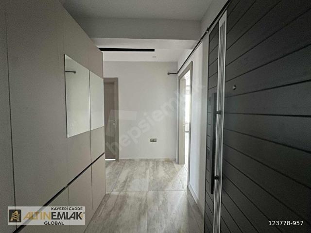 TALAS KİÇİKÖY MAH. KIŞ BAHÇELİ ARA KAT SATILIK LUX 3.5+1 DAİRE