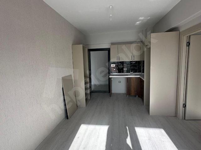 TALAS MEVLANA MAHALLESİNDE EŞYALI KİRALIK 1+1 DAİRE