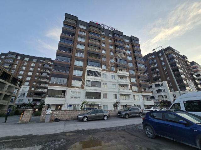 Talas Mevlana'da Kiralık 3+1 Daire