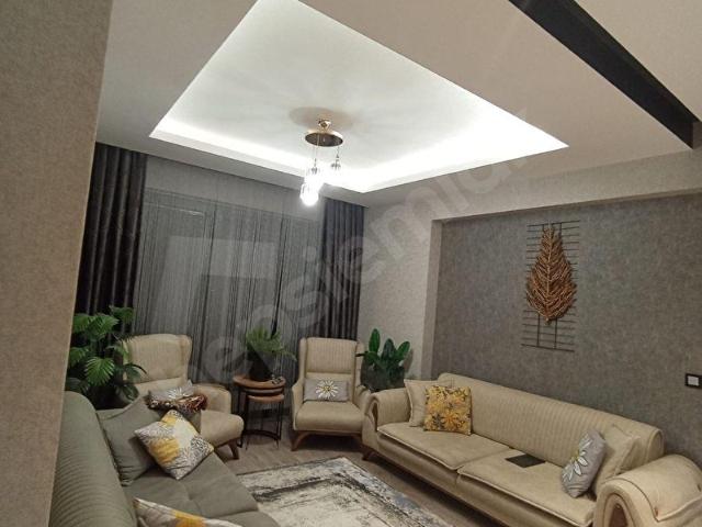 TALASIN EN GÖZDE BİNASINDA MUHTESEM MANZARALI EN GÜZEL 4+1 DAİRESİ