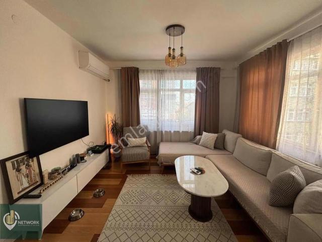 Talatpaşa Cadde Üzeri 2. Kat 1+1 Daire kiracılı