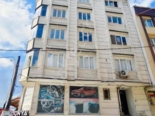 Talatpaşa Mahalasinde Cade Üzerinde Kiralık 2+1 Daire
