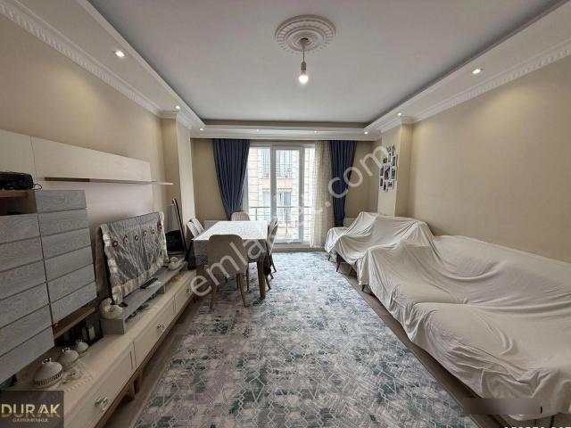 Talatpaşa Mah'de 2+1 100 M² İskanlı Balkonlu Yeni Bina Arakat !