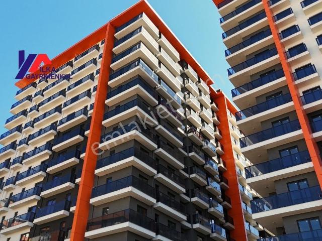 Talatpaşa Mari Vadi Evlerinde 1+1 Kiralık Daire Metrobüse 6dk