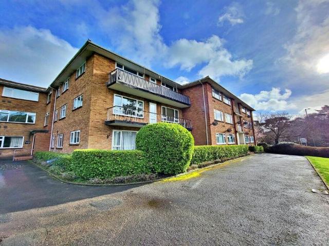 Talbot Avenue, Bournemouth BH3, 2 bed flat to rent, £1,250 pcm | PrimeLocation
