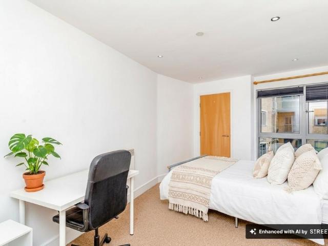 Talbot Street, North West, NG1 3 bed flat to rent £1,601 pcm £369 pw