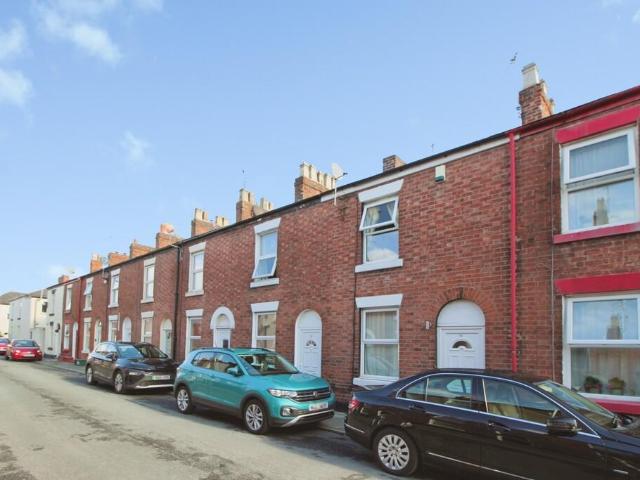 Talbot Street, Chester CH1 2 bed terraced house to rent £1,100 pcm £254 pw