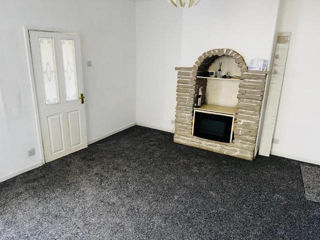 Talbot Road, Wolverhampton WV2 2 bed detached house to rent £1,150 pcm £265 pw