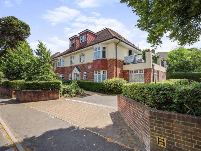 Talbot Road, Bournemouth BH9 1 bed flat to rent £1,050 pcm £242 pw