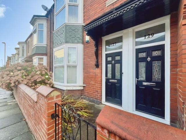 Talbot Road, South Shields, Tyne And Wear NE34, 3 bed flat to rent, £650 pcm | PrimeLocation