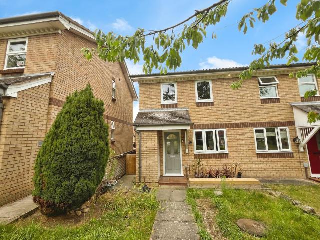 Talbot Road, Sudbury CO10, 3 bed property to rent, £1,250 pcm | PrimeLocation