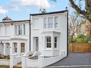 Talbot Terrace, Lewes 4 bed end of terrace house to rent £2,400 pcm £554 pw