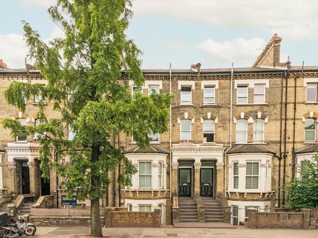 Talgarth Road, London W14 1 bed flat to rent £1,850 pcm £427 pw