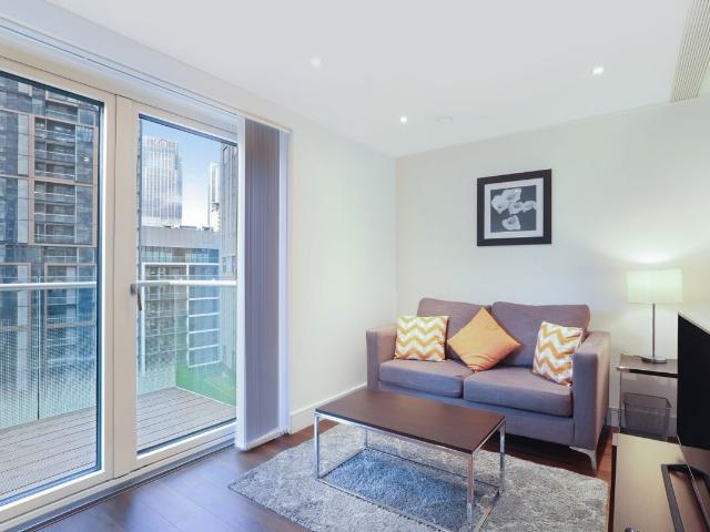 Talisman Tower, 6 Lincoln Plaza, Canary Wharf, London E14, Studio to rent, £2,015 pcm | PrimeLocation