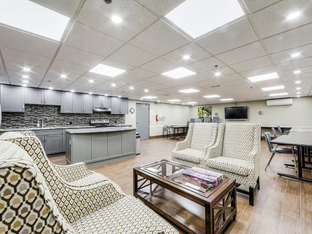 Talisman Square 1 Bedroom Apartment for Rent at 457/467 Edinburgh Rd S, Guelph, ON N1G
