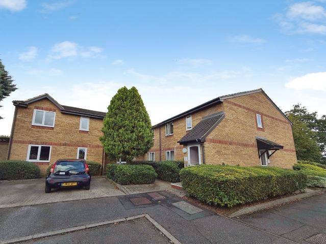 Talisman Street, Hitchin, Hertfordshire SG4, 1 bed flat to rent, £1,095 pcm | PrimeLocation