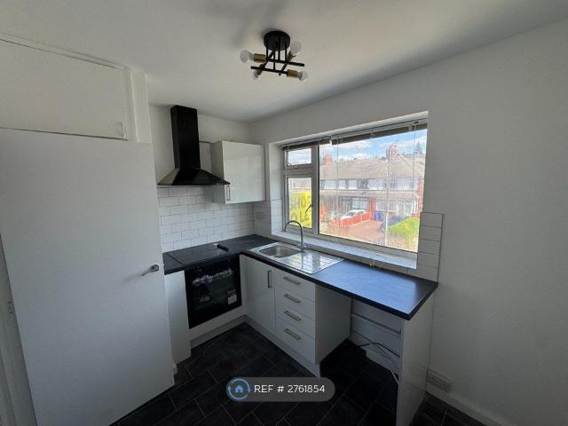 Talke Pits, Stoke On Trent ST7, 2 bed flat to rent, £795 pcm | PrimeLocation