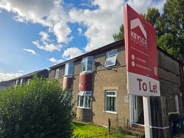 Talla Road, Cardonald, Glasgow G52, 2 bed flat to rent, £975 pcm | PrimeLocation