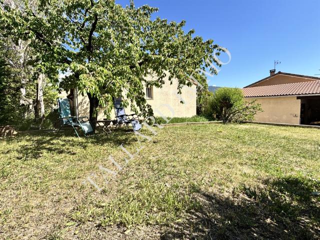 Tallard villa 5 chambres, 140 m2 + garage sur terrain 519 m2. 141m² Tallard
