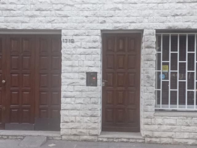 TALLERES ESTE AV LAS MALVINAS 1719 CASA 3 DORMITORIOS EN ALQUILER