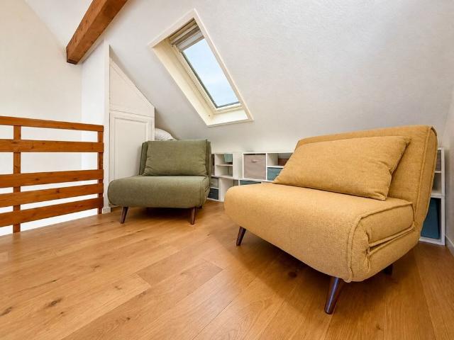 Talloires 74 – T2 bis meublé de 42 m² en triplex, deux balcons vue lac