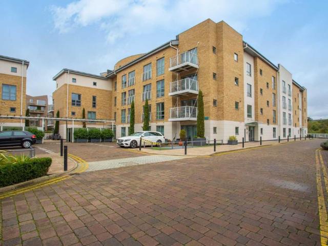Tallow Road, London, TW8 8EL, United Kingdom | 2 bed apartment for rent #138933949 | Rentberry