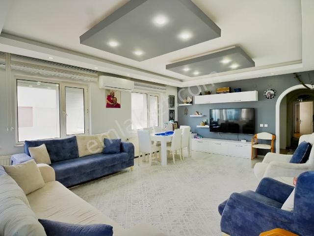 Tapu Full Açık! Güzeloba'da Deniz Manzaralı 3+1 Daire