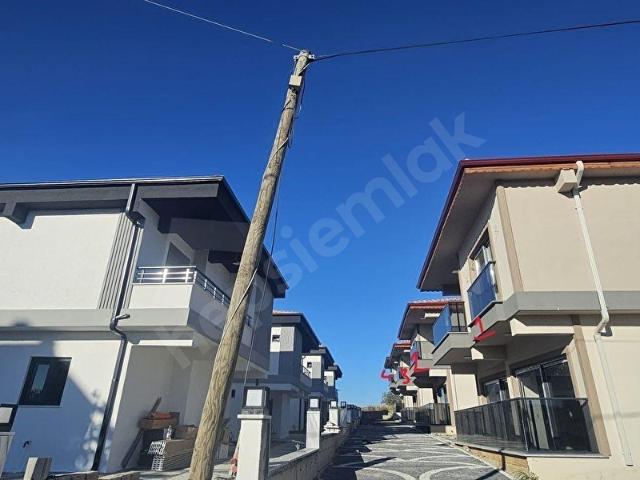 Tapuları Ayrı 4 Adet Bağımsız Kiralık Lüks Villa PERTA EMLAK