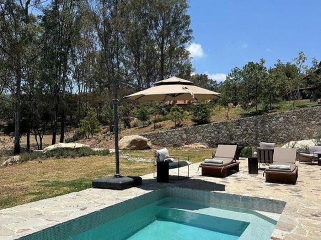 TAPALPA COUNTRY CLUB CASA DE LUJO, COMO NUEVA, ALBERCA, TERRAZA, JARDIN