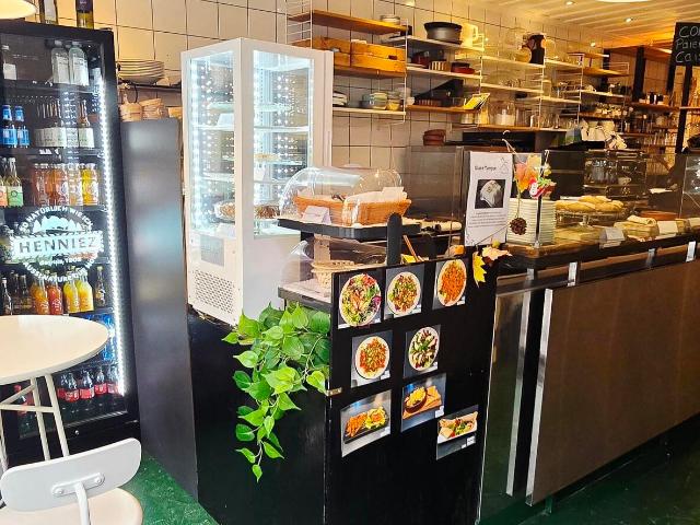 Tapasbar, ein Café, ideal in der Altstadt von Vevey gelegen